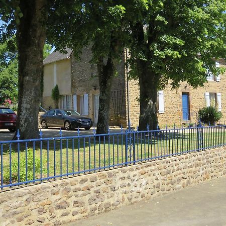 Les Quatre Saisons Bed & Breakfast Moitron-sur-Sarthe ภายนอก รูปภาพ